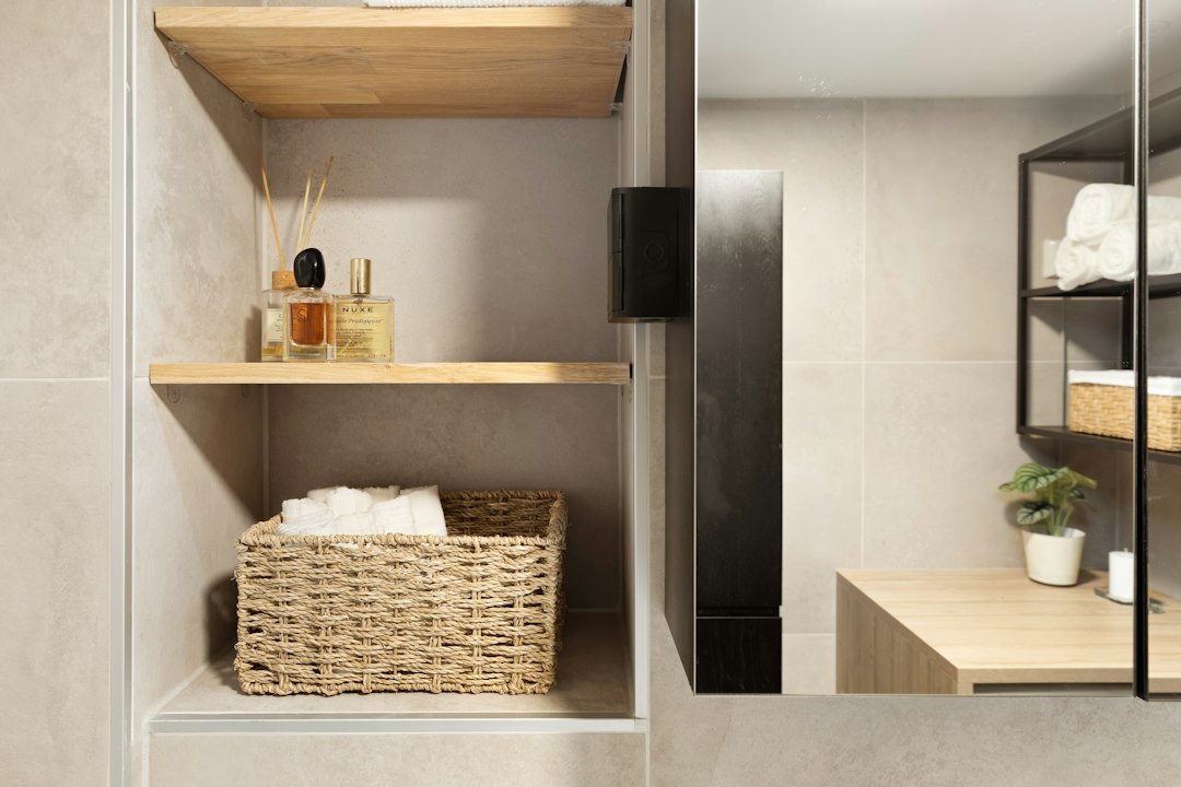 bathroom storage tips